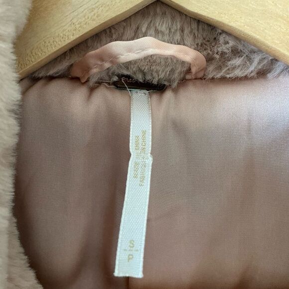 Free People Cream/Rose Classy Teddy Jacket Faux Fur (SP) - Picture 3 of 14